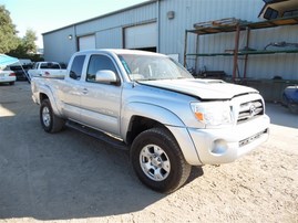 2005 TOYOTA TACOMA SR5 XTRA CAB SILVER 4.0 AT 4WD TRD SPORT Z19709